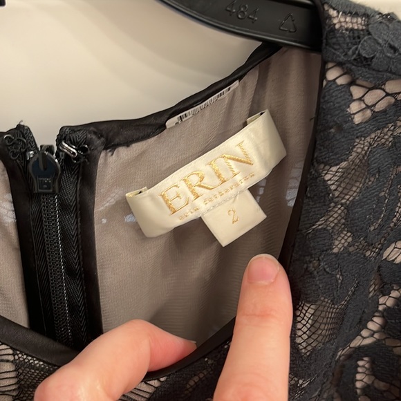 Stunning Erin Romper - size 2 - Picture 3 of 5